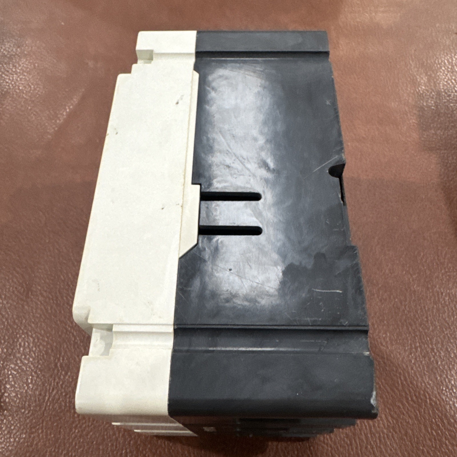 WESTINGHOUSE FD3015L SERIES C INDUSTRIAL CIRCUIT BREAKER 15 AMPS 600 VAC 3P