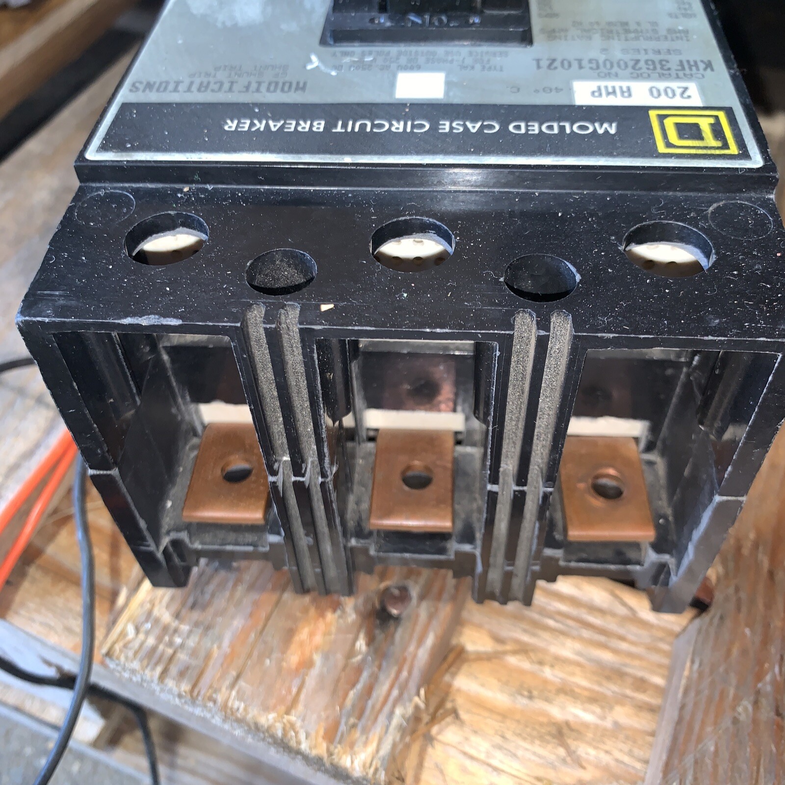 Square D KHF36200G1021/200A /3p /600V Circuit Breaker GFM250 Ground Fault Module