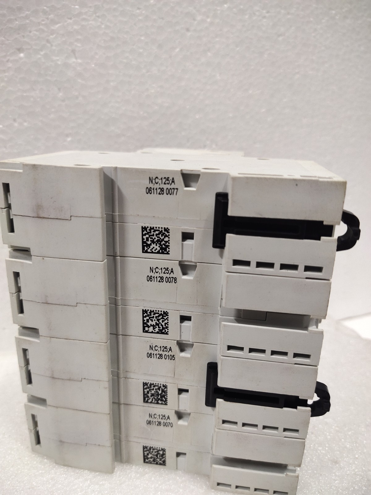 ABB S804B-C125/2CCS814001R0844 4 POLE CIRCUIT BREAKER MADE IN SWITZERLAND