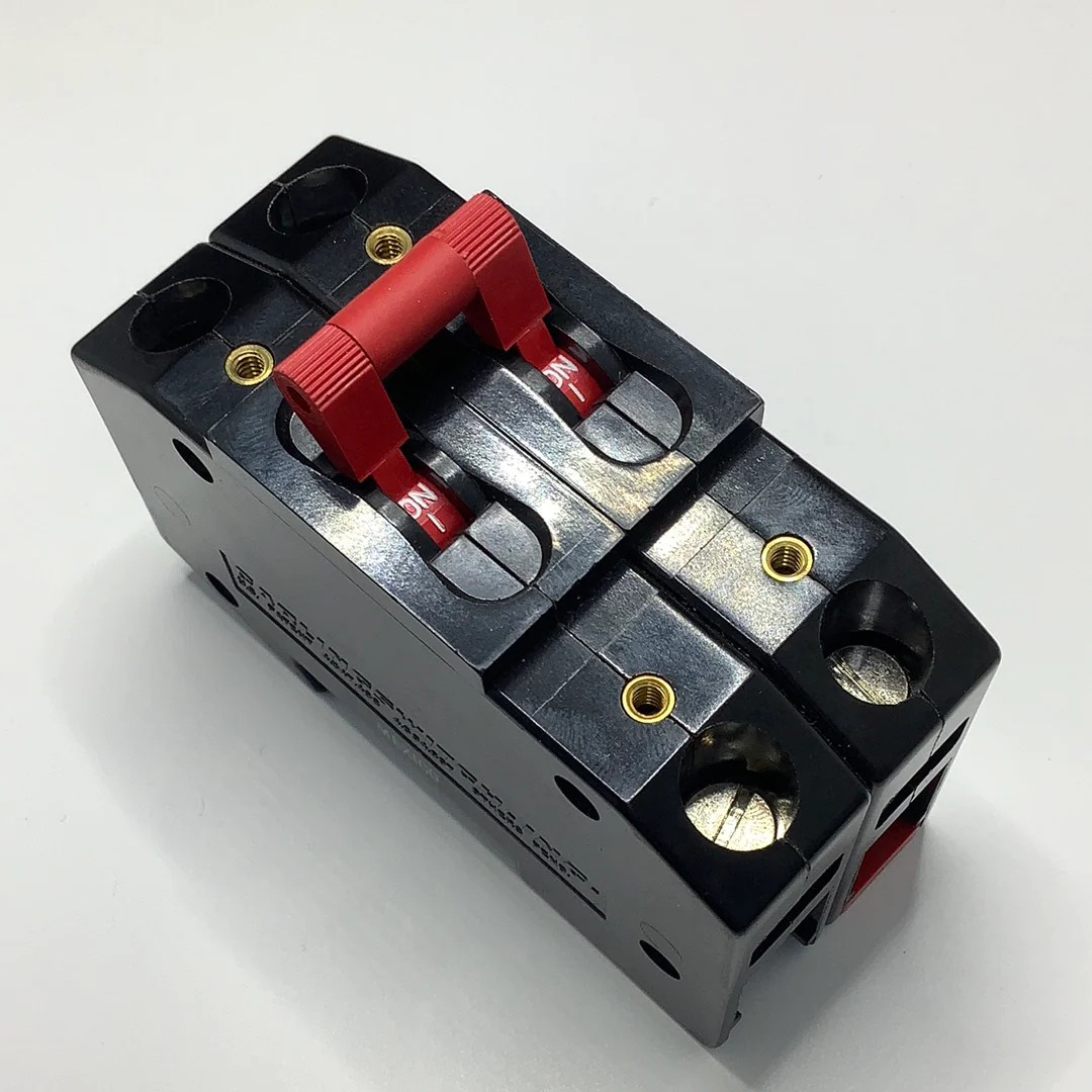 DA2-B0-24-620-13C-C – CARLING – 20 Amp, D-Series, 2 Pole, Medium Delay UL Recogn