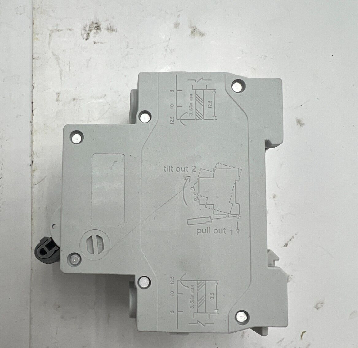 Chtaixi Circuit Breaker DZ47N-63 C20 2 Pole 120/240V 50/60Hz
