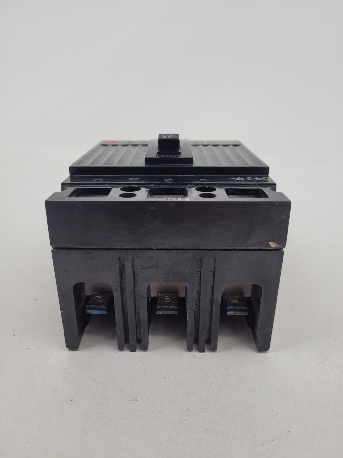 TED134125 GE 125 Amp 480 Volts Circuit Breaker – Next Day Option-Flaw