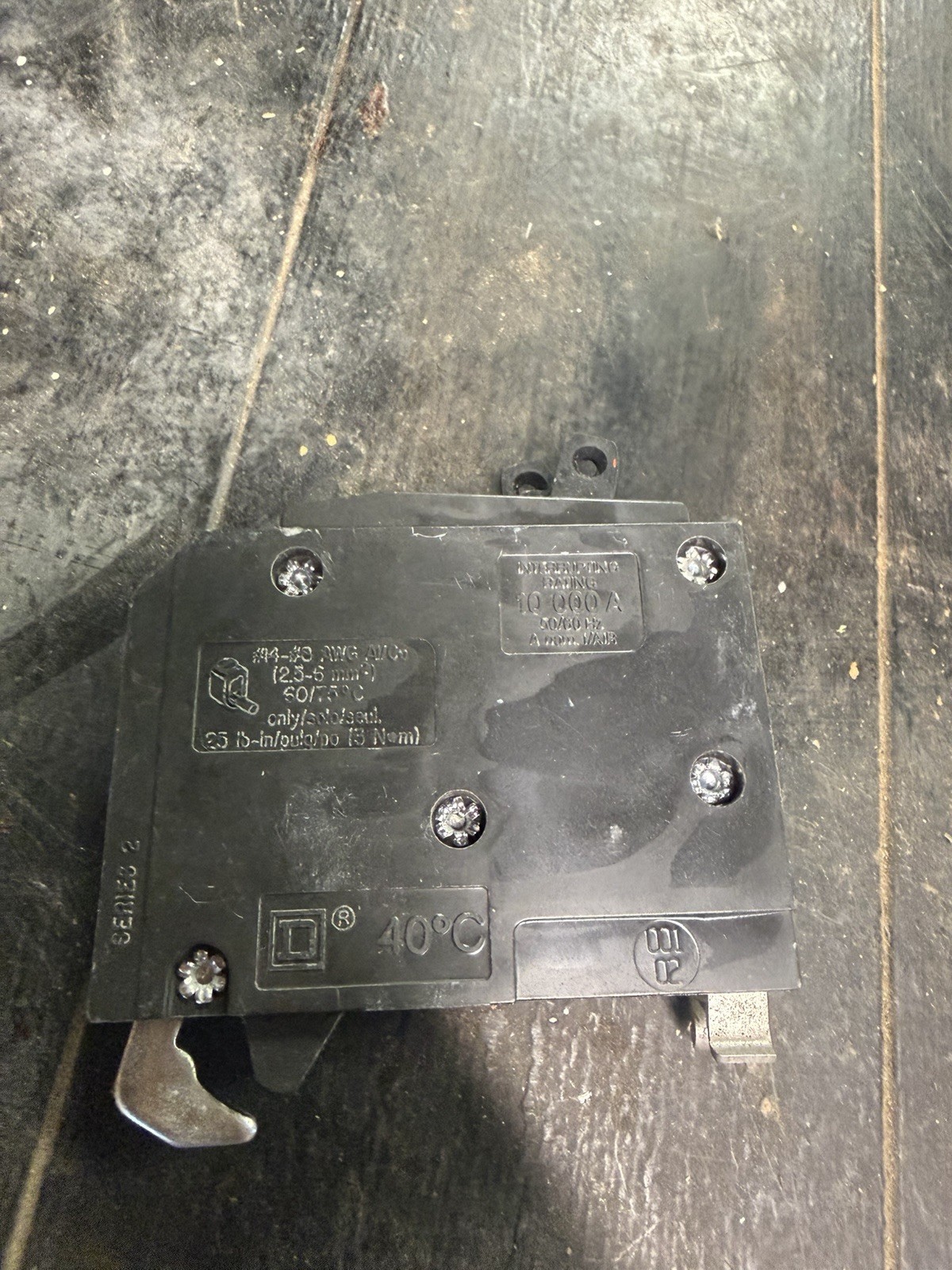 Square D QOT1515 15A 2-Pole Tandem Circuit Breakers Lot of 4 Plug-In Mount
