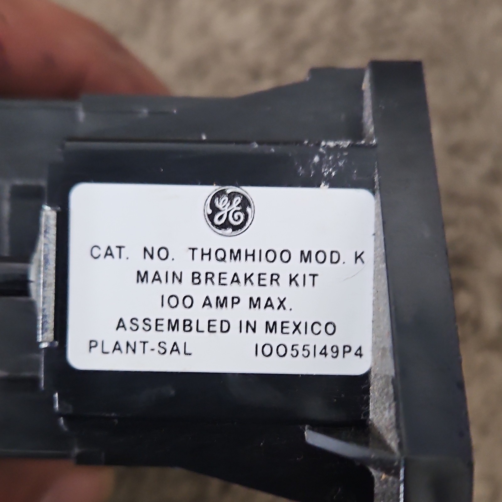 GE THQMH100 MOD. K 100A Main Breaker Kit 2-Pole 120/240V Bolt-On Screw Terminal