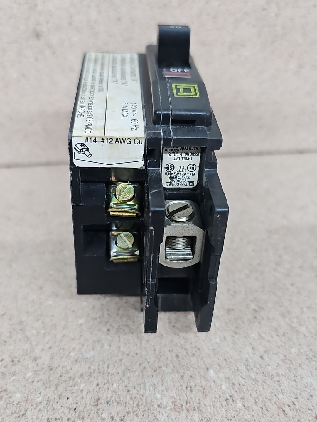 SQUARE D QOU1201200 Single Pole 20 AMP Circuit Breaker W/ AUXILIARY CONTACTS