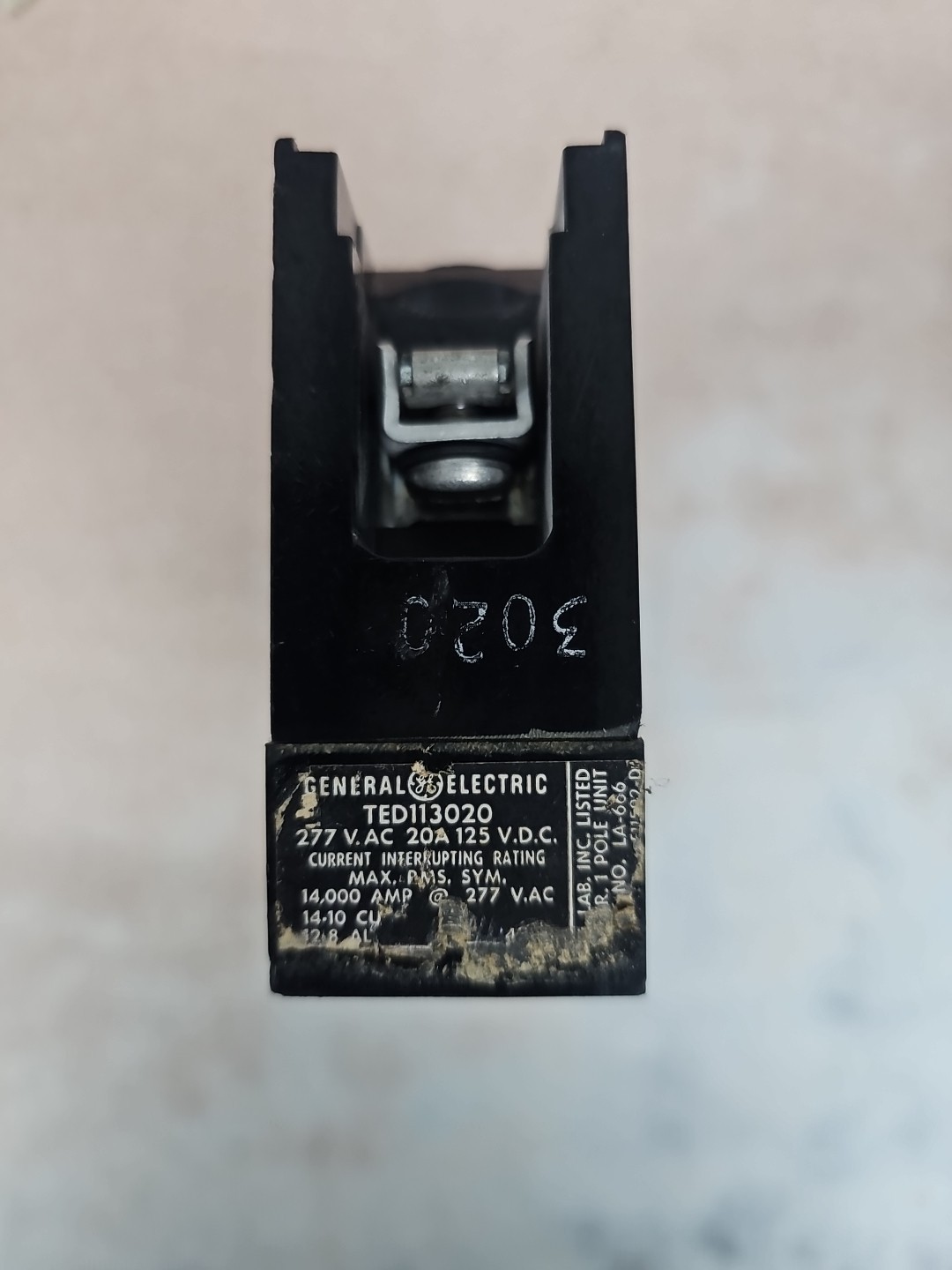GE TED113020 Circuit Breaker, 20A, 1P, 277V