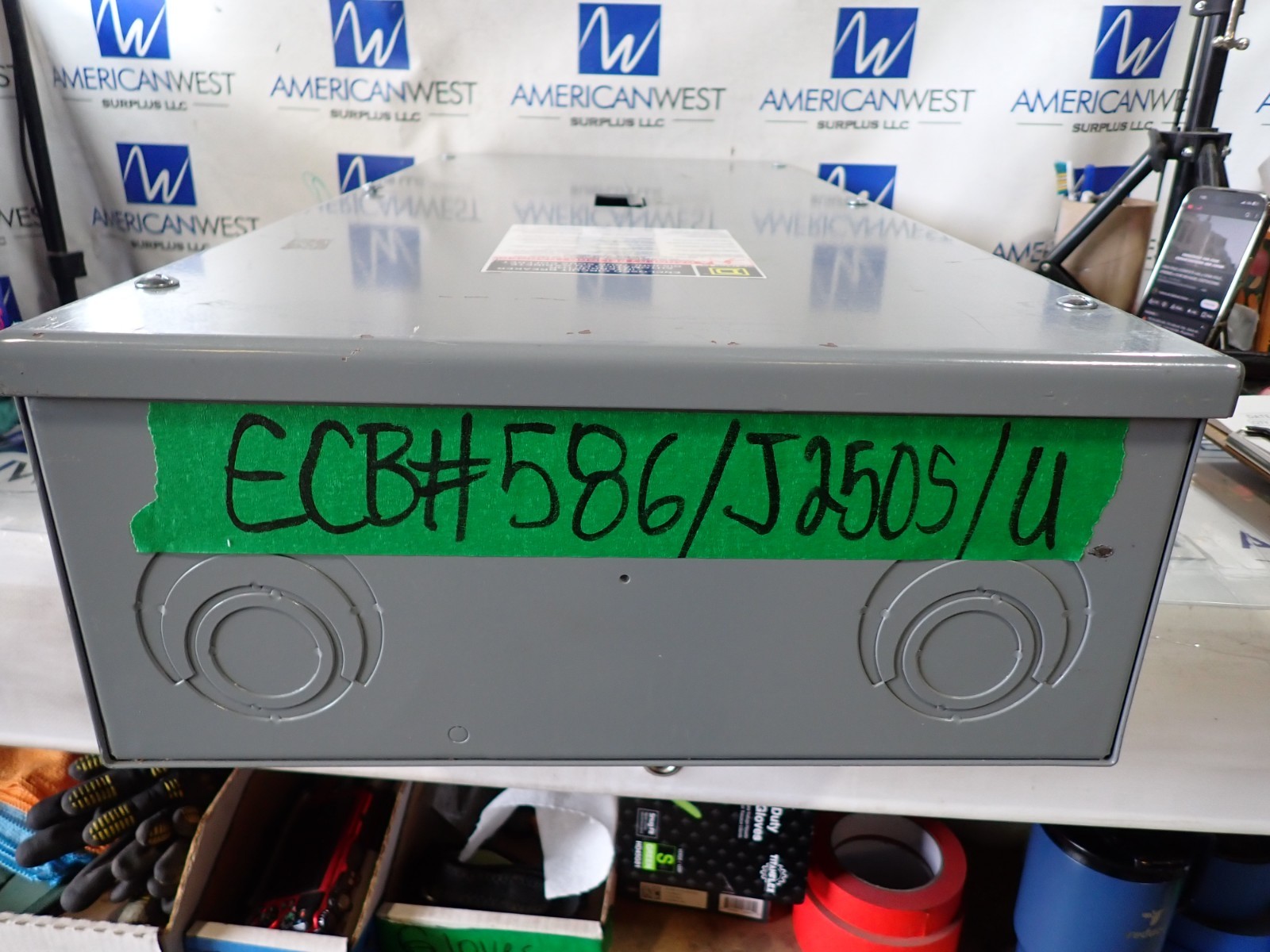 Square D J250S 250 amp J Frame 600 volt Circuit Breaker Enclosure INDOOR ECB586