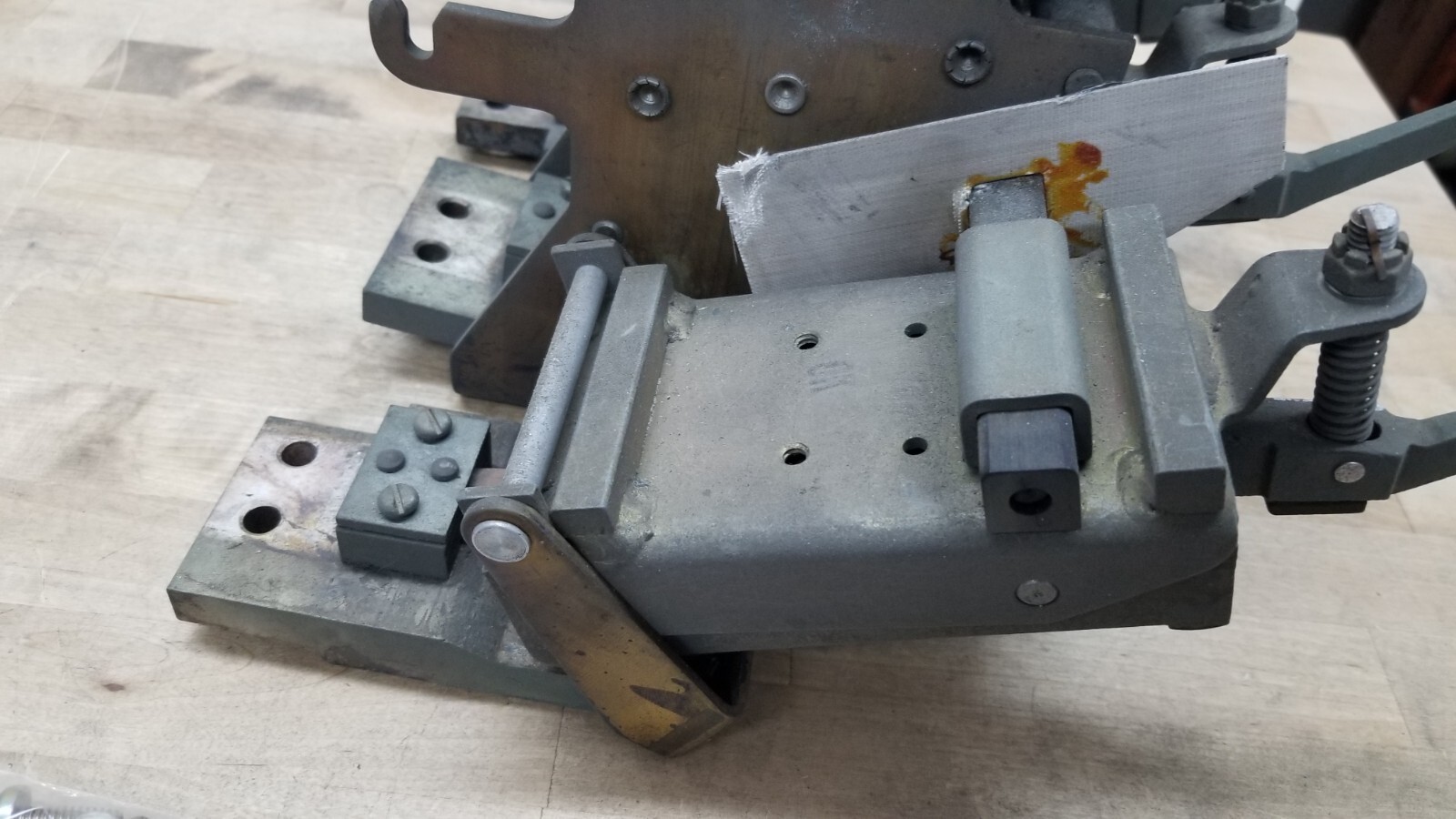 Westinghouse PB32000F 1600amp Trip De-Ion circuit breaker (Switch part only)