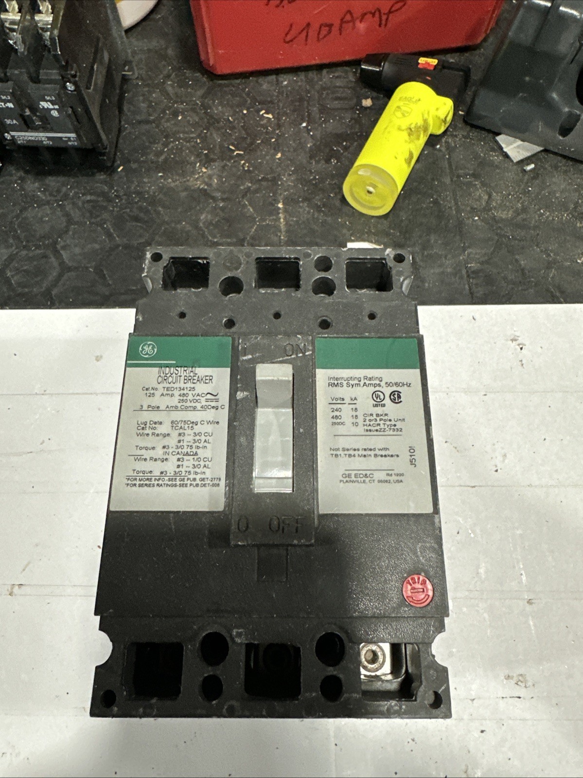 General Electric TED134125 Circuit Breaker 125A 3P 480VAC Type TED