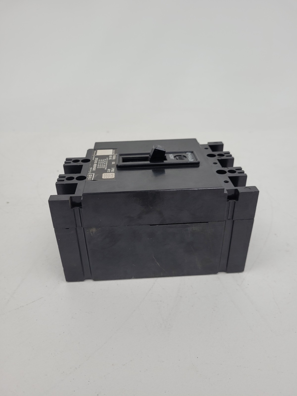 FB3060L Westinghouse 60 Amp 600 VAC Circuit Breaker – Next Day Option – Flaw
