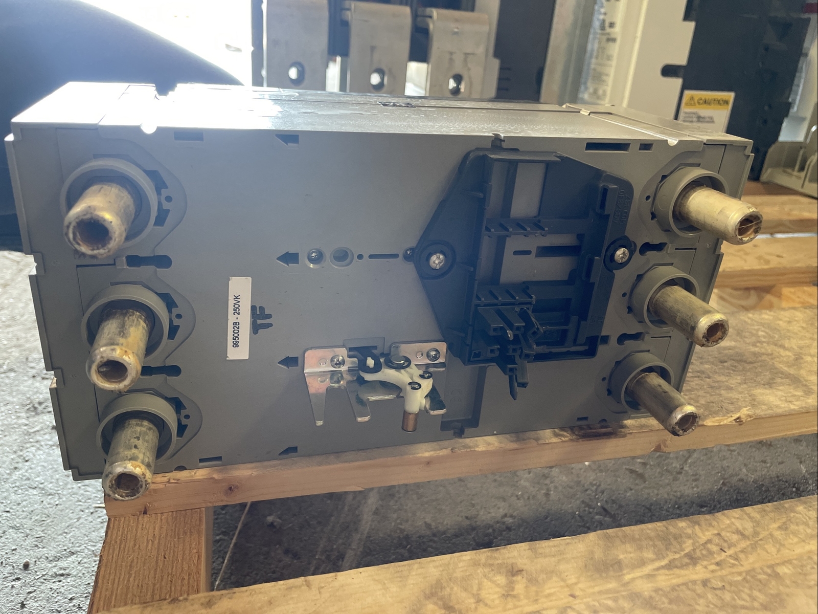 ⚡️Square D DGN36250E53AABC 250 Amp 3P 380/415VAC Powerpact Circuit Breaker⚡️