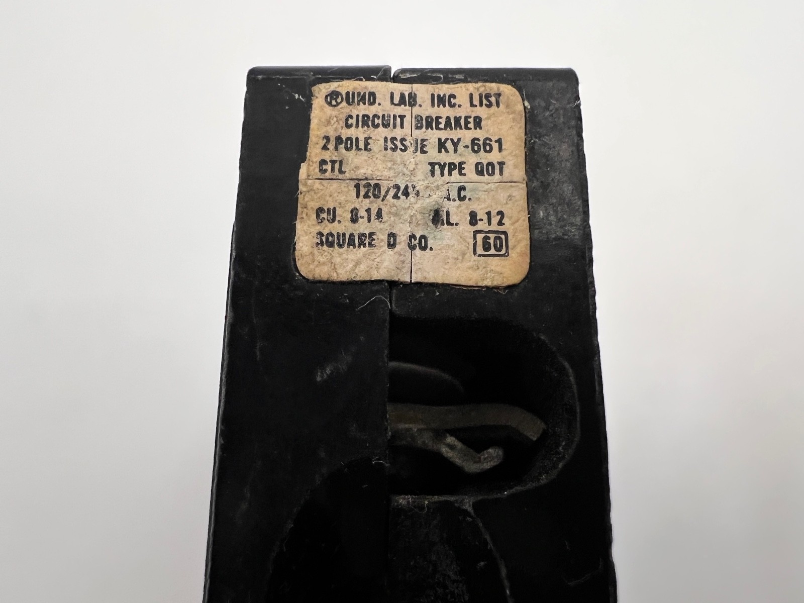 Square D QOT1515 Type QOT 2 Pole 15A Circuit Breaker w/ Hook