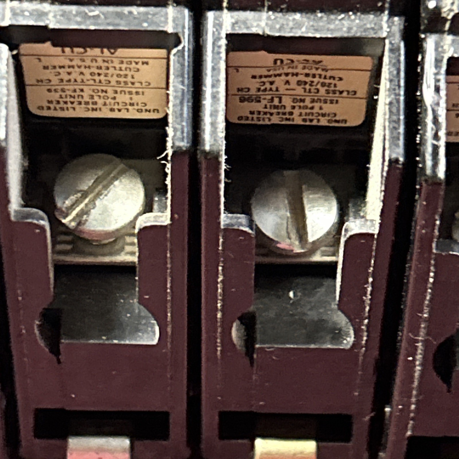 Cutler-Hammer Type CH 1-pole circuit breakers 2-15 A/2-20 A/1-30 A KH-227 Vintag