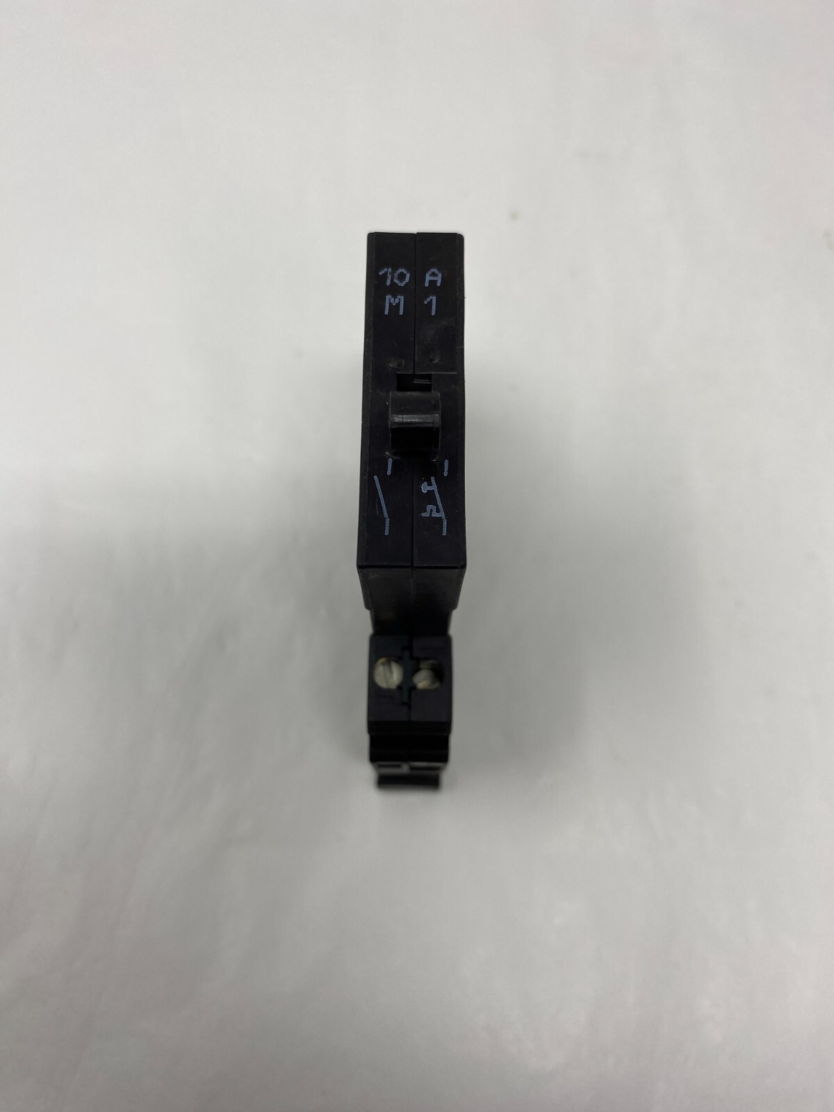 Phoenix Contact TMC 1 M1 100 10,0A Thermomagnetic Circuit Breaker 10A 250V