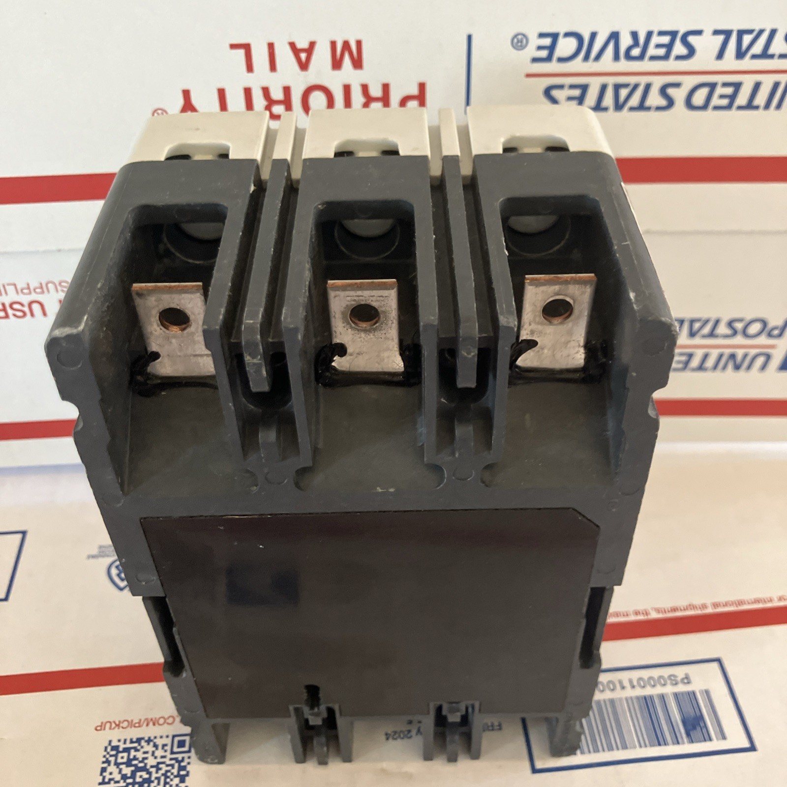EATON PDG23G0015TFFL 15A 3-POLE PDG2 CIRCUIT BREAKER, 35KA@480V