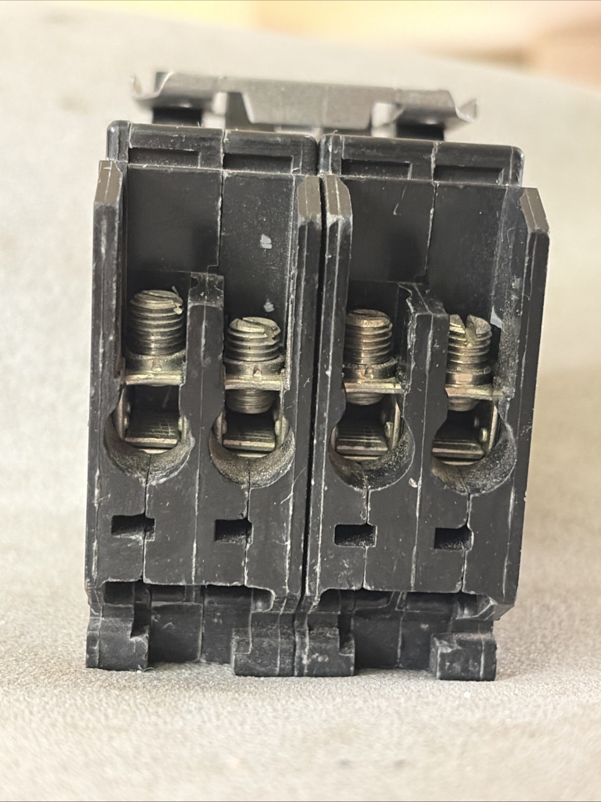 Eaton BQC230230 BR Thermal Magnetic Circuit Breaker ~modified CTL clip removed