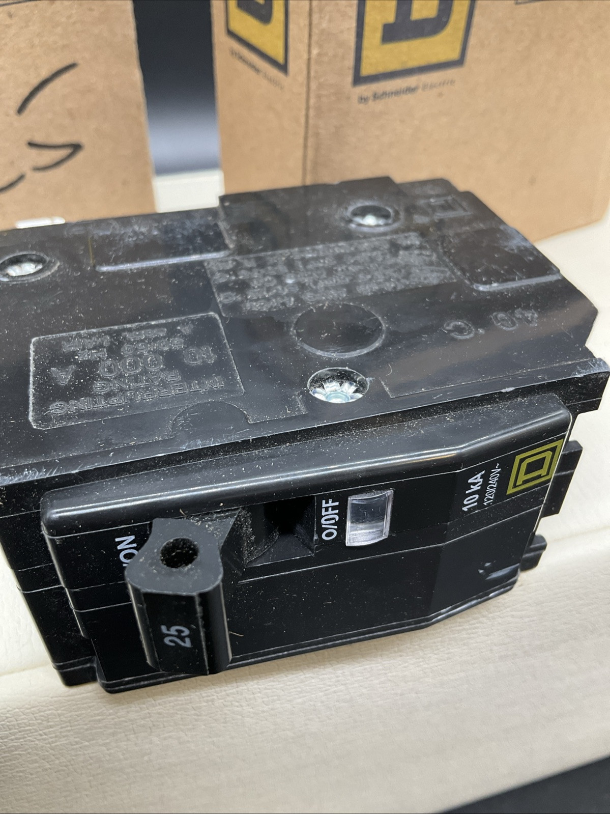 Square D Type QOB Circuit Breaker 25A 2 Pole