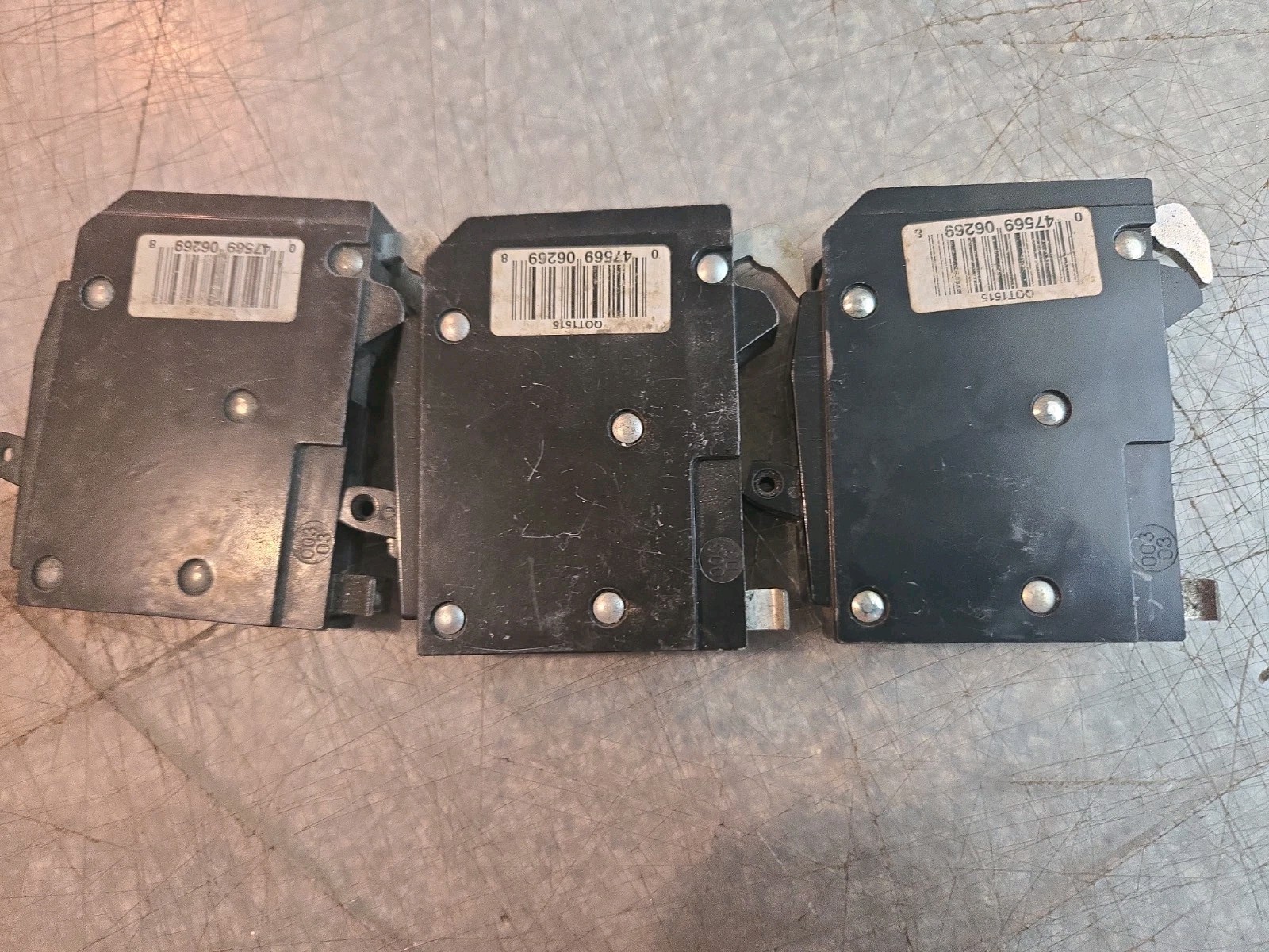 3 Qty Square D QOT1515 Tandem 15 Amps 120/240 Volts Circuit Breaker. FREE SHIP