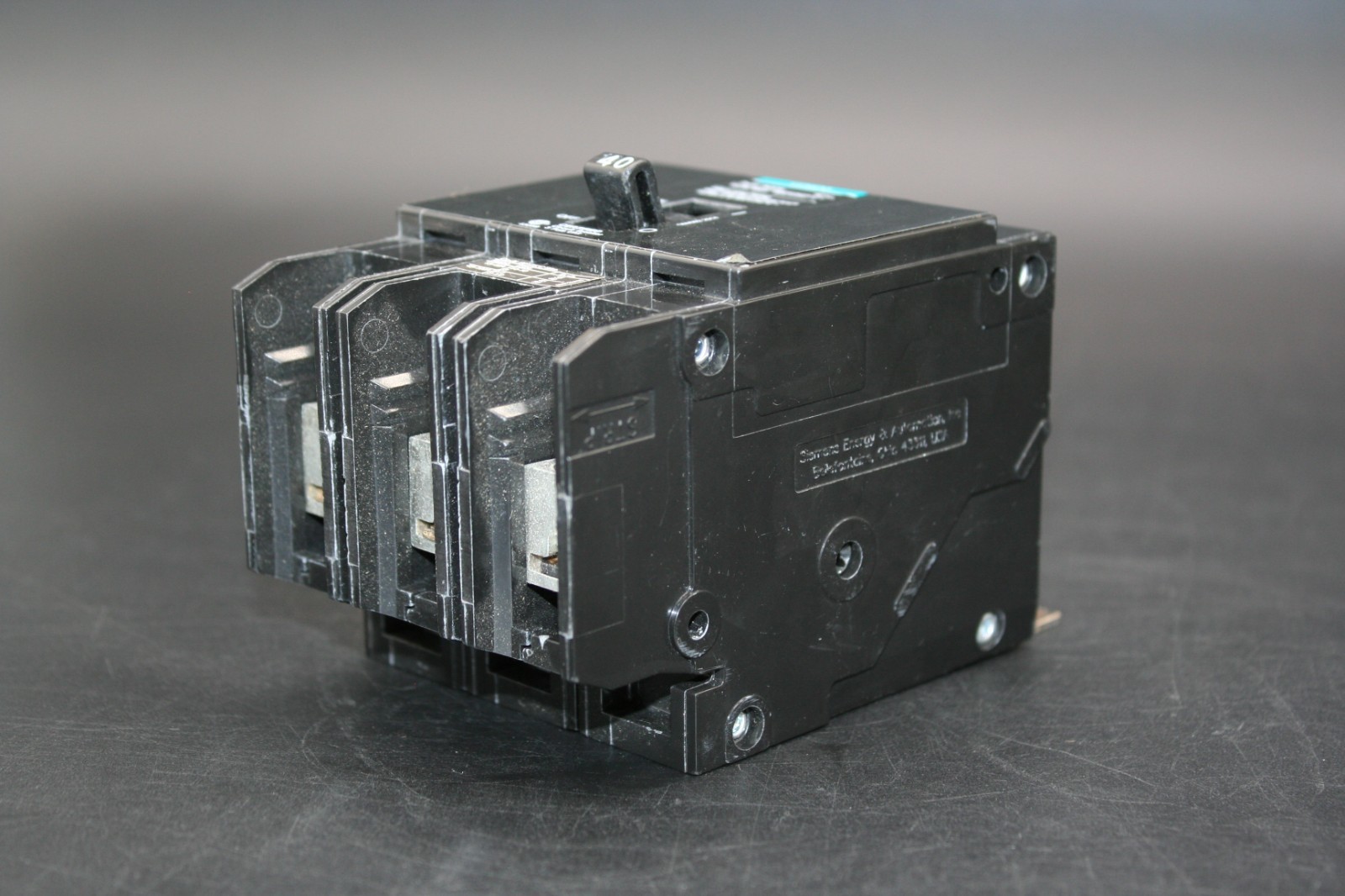 One (1) Siemens BQD6/BQD6340 Circuit Breaker 40 Amp, 3-Pole, 600Y/347 V Mexico