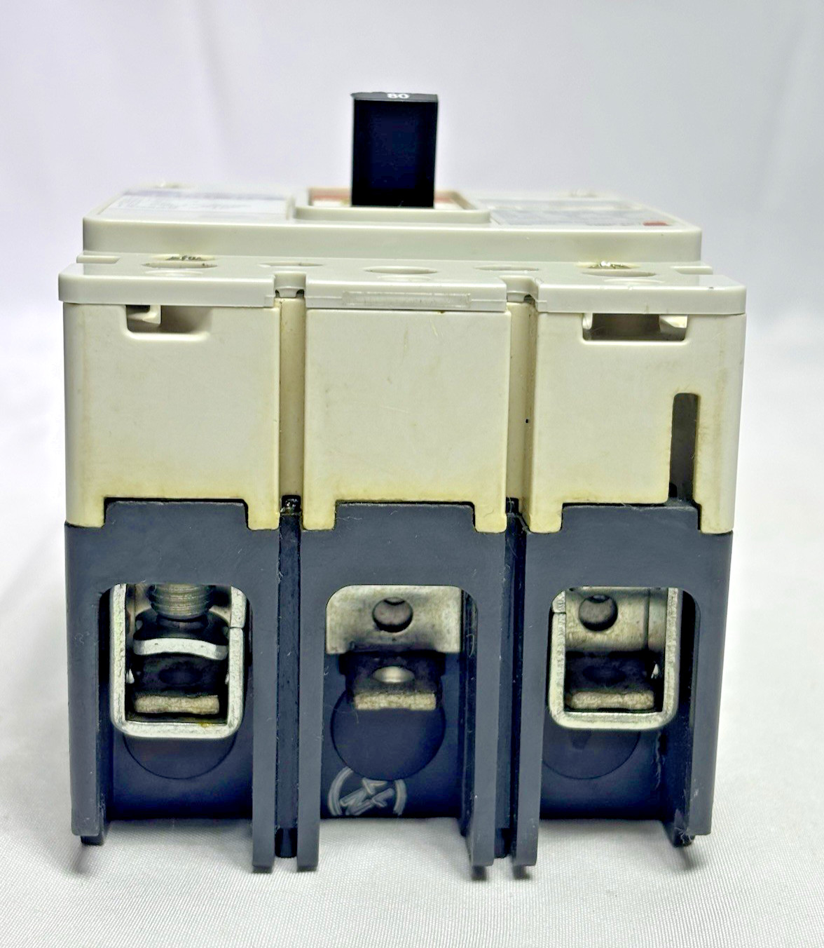 Allen-Bradley 140U-H2C3-C80 MCCB 80A 3P Circuit Breaker 600V
