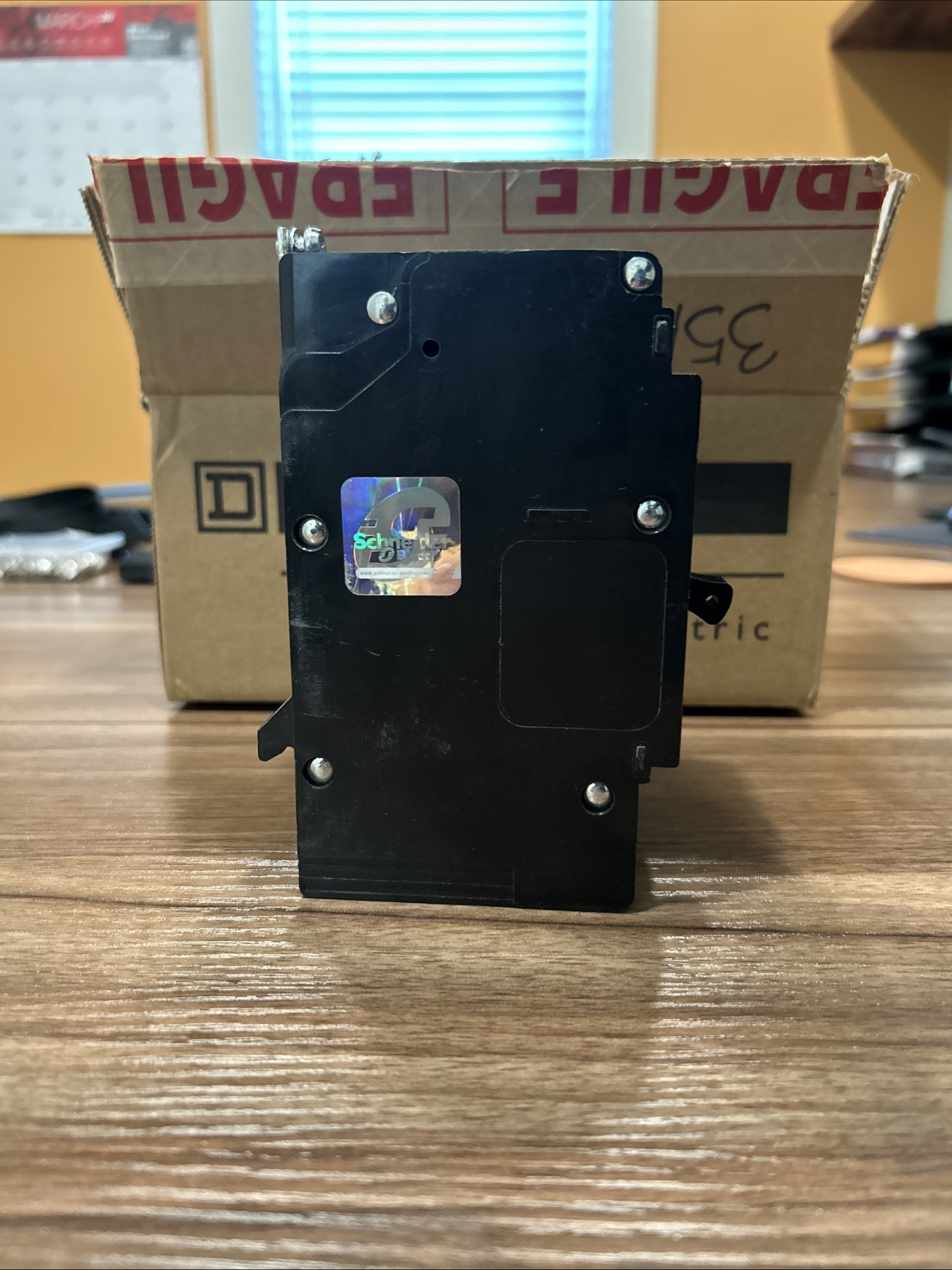 Square D 35A Circuit Breaker – EDB34035