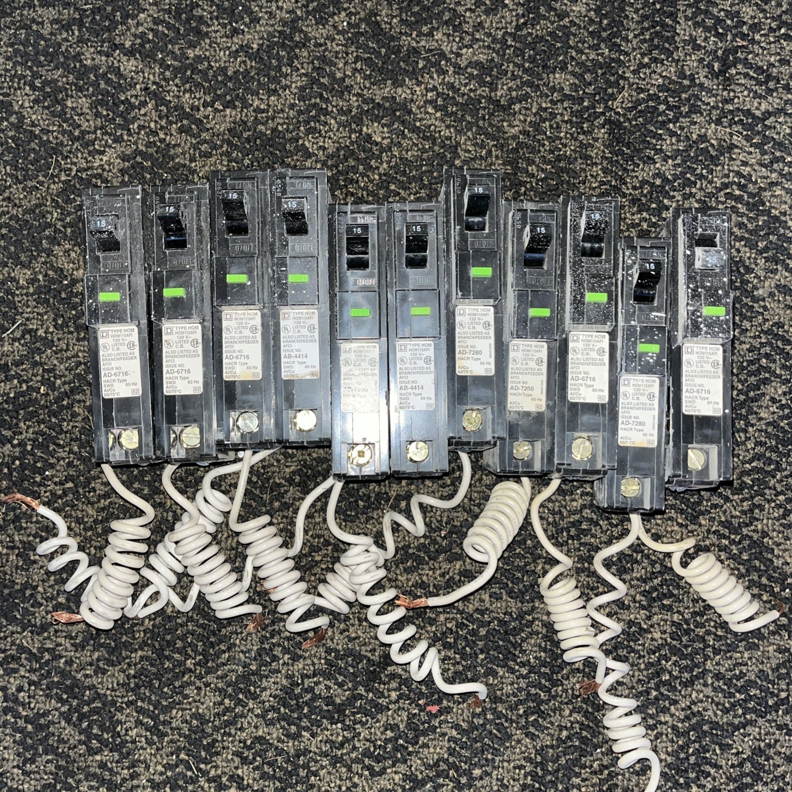 (Lot of 11) Square D HOM115AFI 15 A Miniature Circuit Breaker