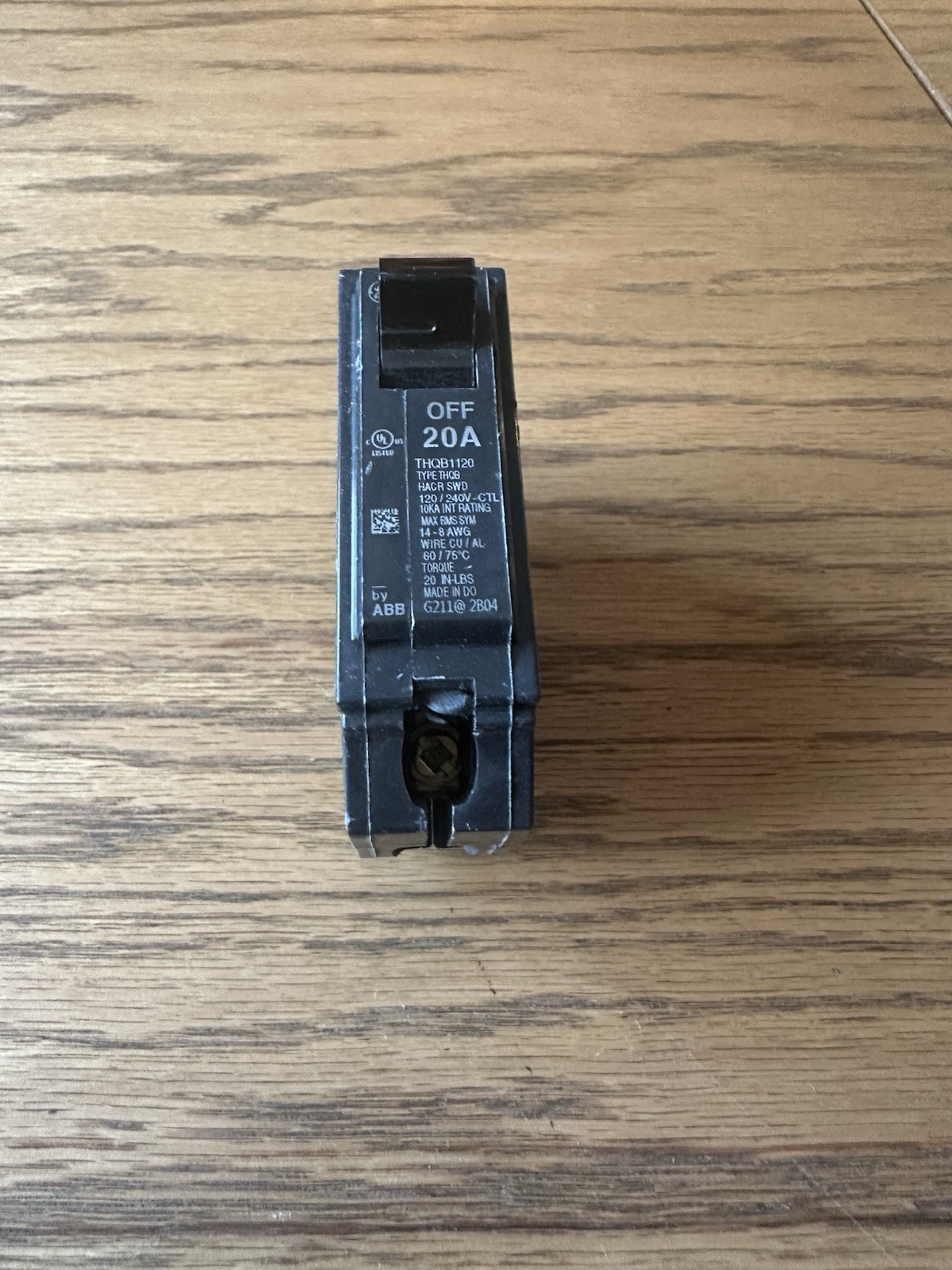 THQB120 GE 20 AMP SINGLE POLE 120/240 BOLT ON BREAKER(LOT OF 10)