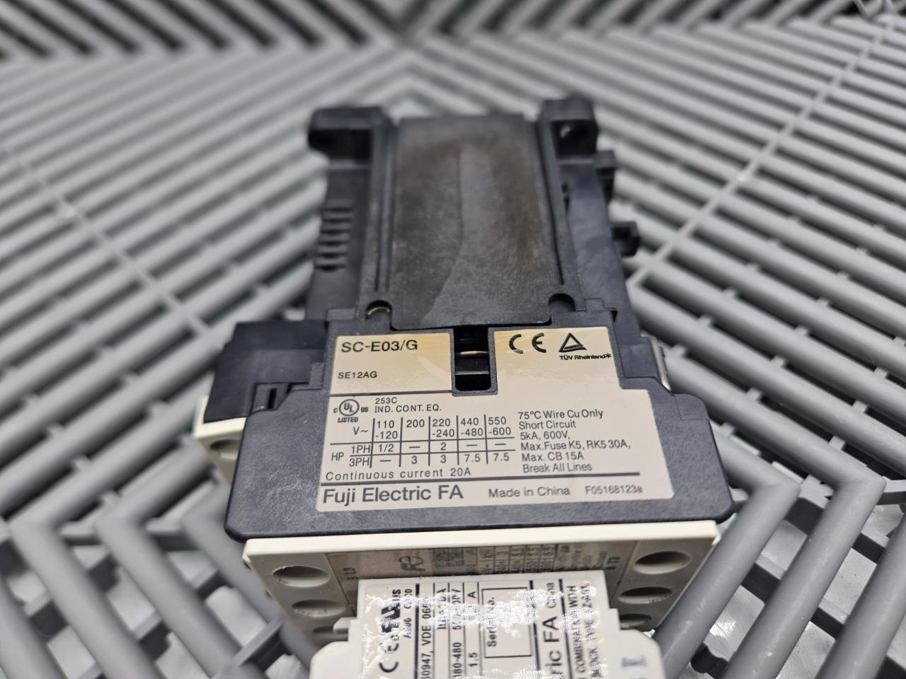 Fuji Electric SC-E03/G Electromechanical Relay Contactor 20A w/ SZ-A11/T Contact