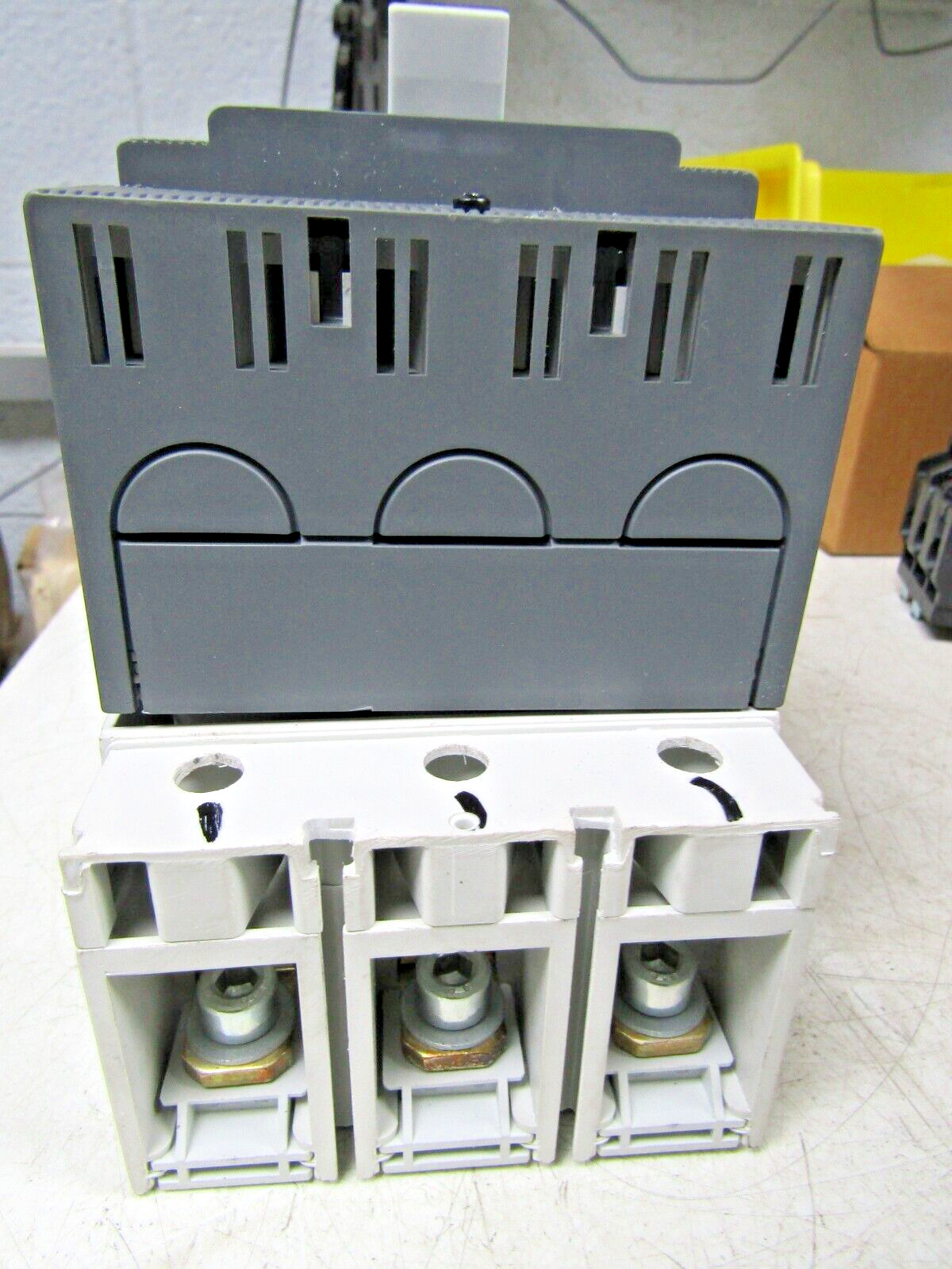 🔥 NEW ABB 225 AMP CIRCUIT BREAKER 3 POLE 480-600Y/347 VAC ABB SACE TMAX T3N 225