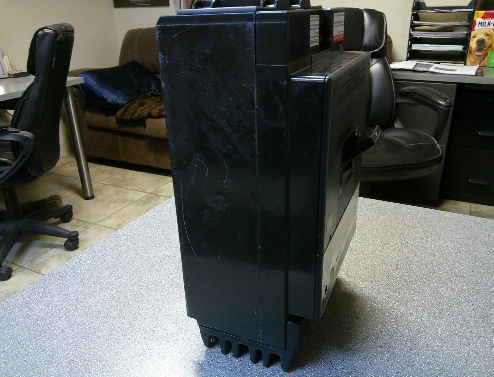 SQUARE D LC36400 400 AMP 600 VOLT CIRCUIT BREAKER