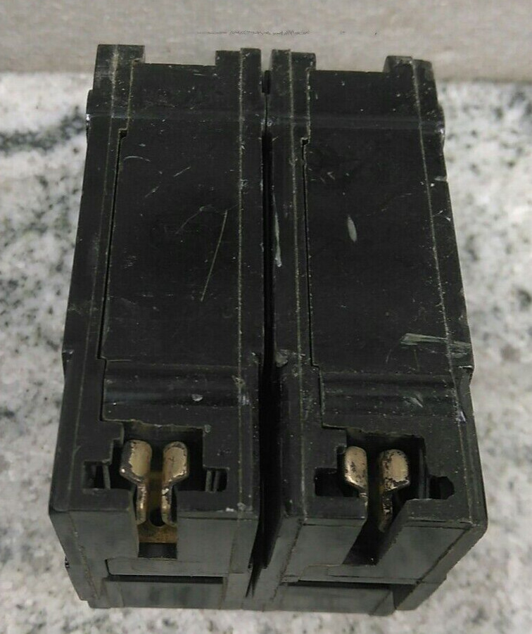 GE/BREAKER/THQL2120/20A/2P/ 120/240VAC/THQL/PLUG-IN/ GROVE/(b4c2)