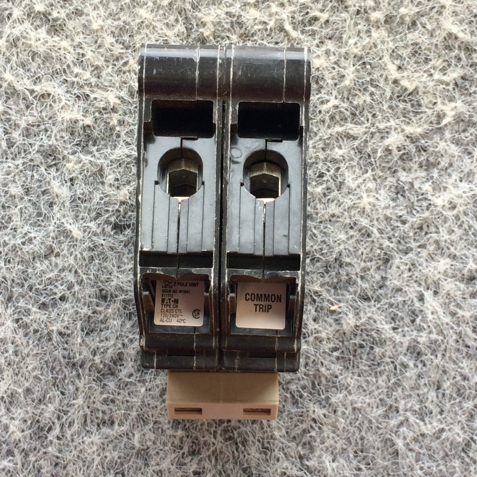 Circuit Breaker Eaton Cutler-Hammer CH230 CHF230 30 Amp 2 Pole 120/240V NOS