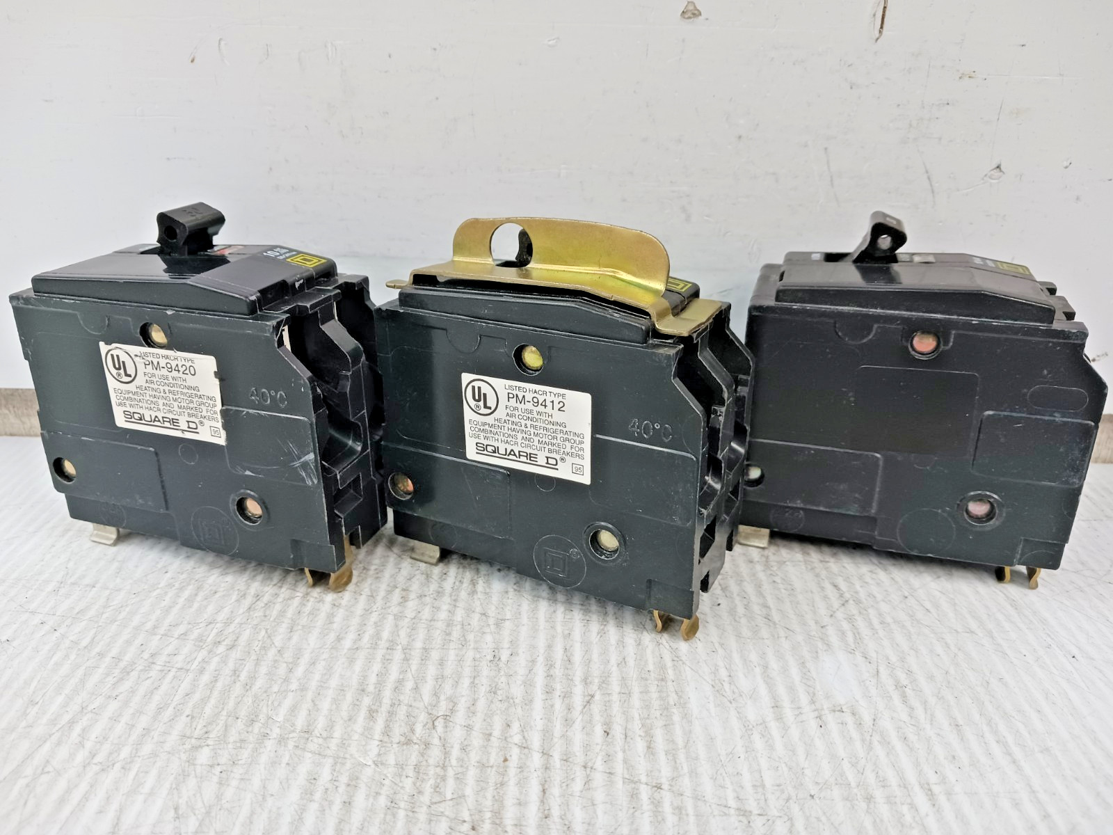 Lot Of 3) Square D 30 Amp Plug-In/On Circuit Breaker 2 Pole 120/240 VAC QO230