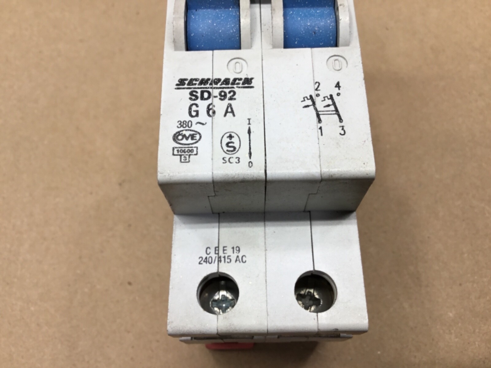 Schrack SD-92 G6A Circuit Breaker 2 Pole 6A 6 Amp G 6 A #46D19*AD
