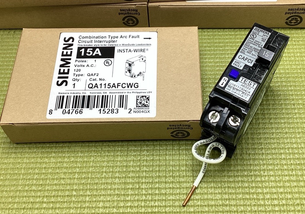 Lot of 10 New Circuit Breakers Siemens QA115AFCWG 15 Amp 1 Pole AFCI WireGuide