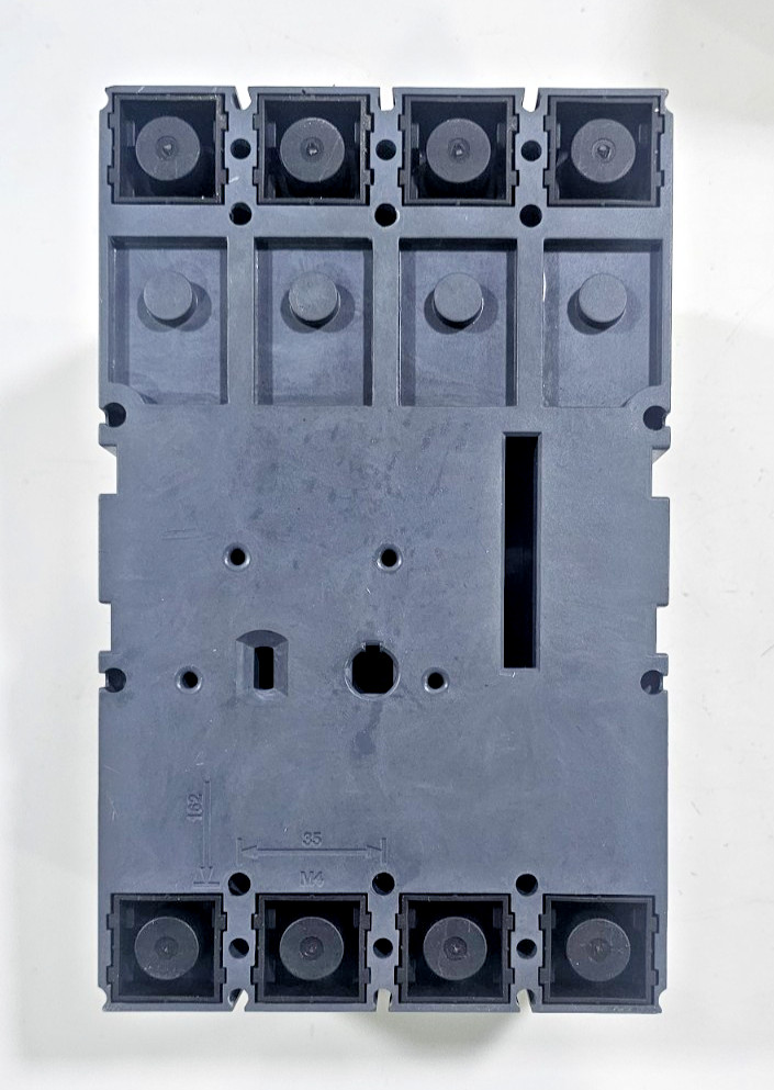 Siemens 3VT2 3VT2725-3AA46-0AA0 Circuit Breaker 250A 4Pole 65kA 690V
