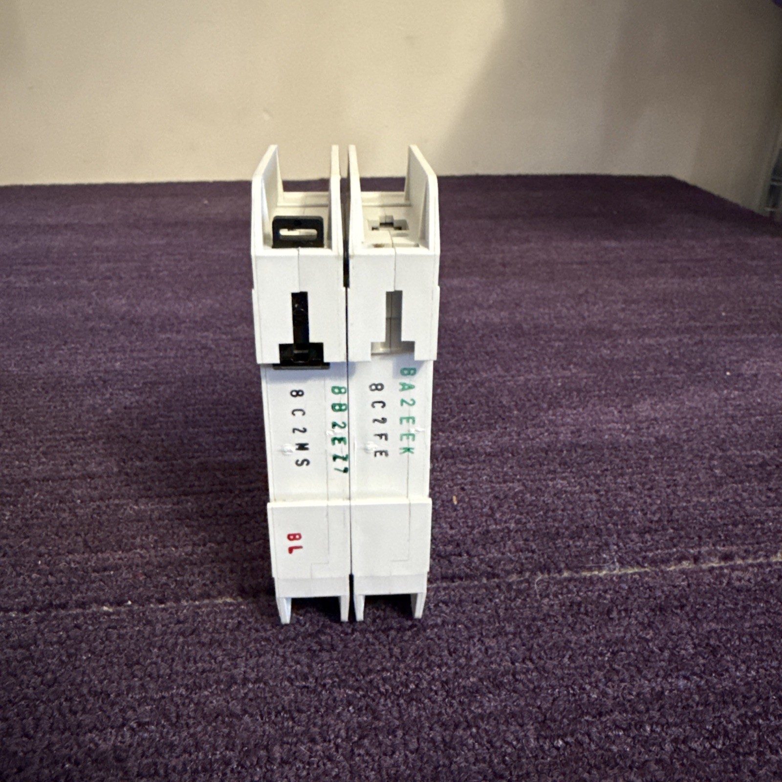 Eaton FAZ-C8/2-NA 2 Pole 8A Trip C Miniature Circuit Breaker 102166 New