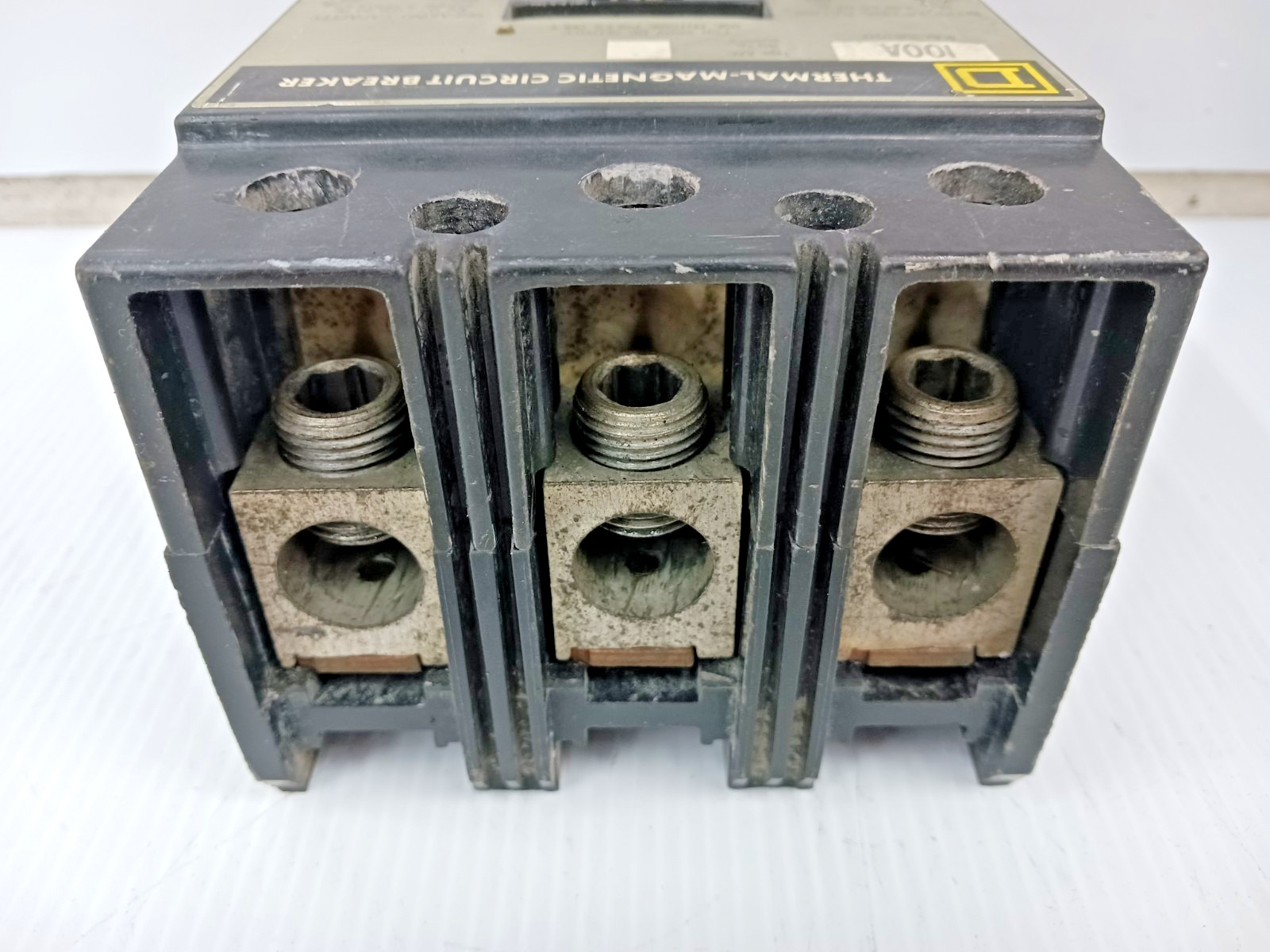 Square D 100 Amp Thermal-Magnetic Circuit Breaker 3 Pole 600 VAC 25kA KAL36100