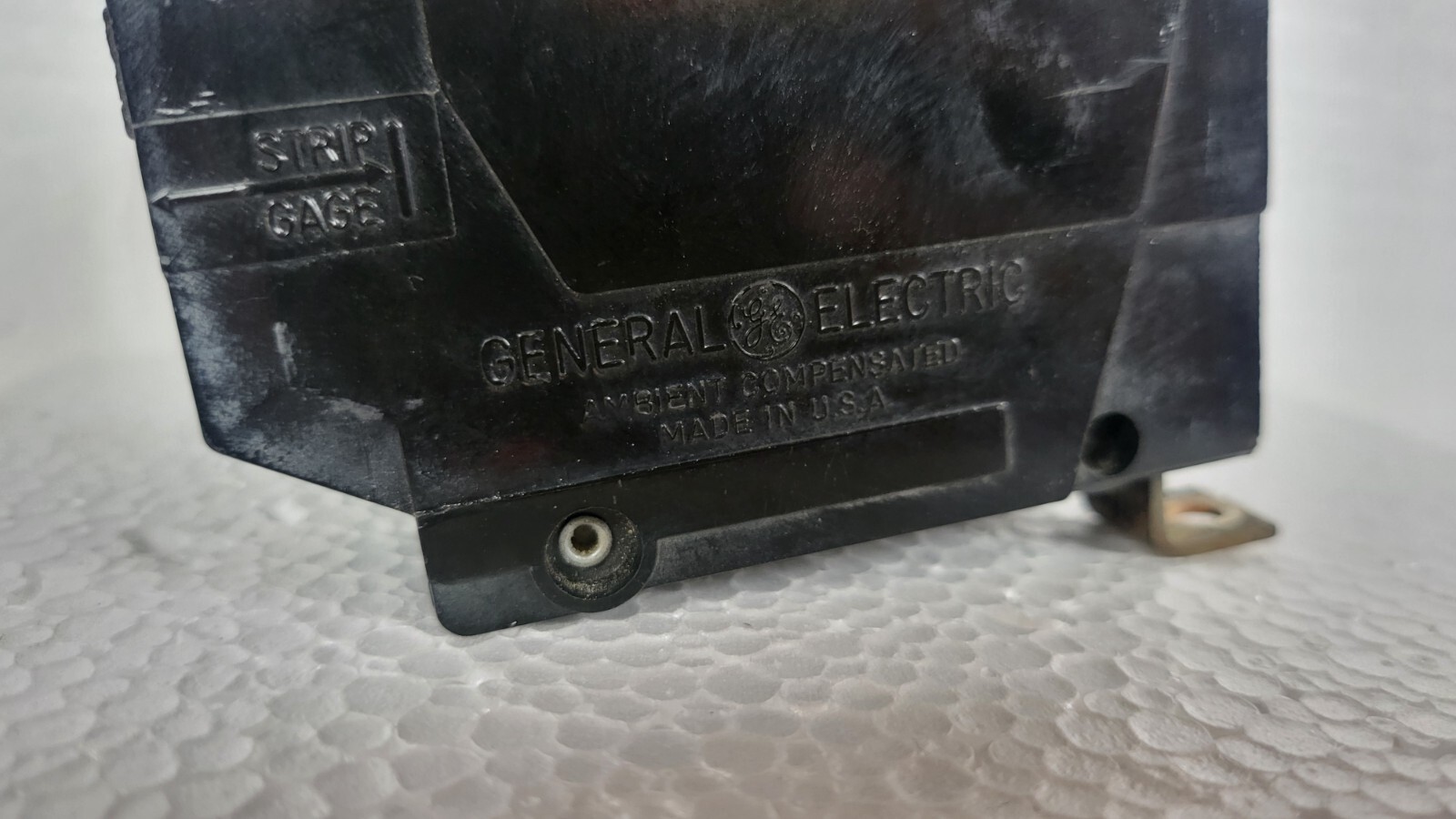 General Electric THQL32030 Circuit Breaker 3-Pole 30A, 240V “BEST PRICE ON EBAY”