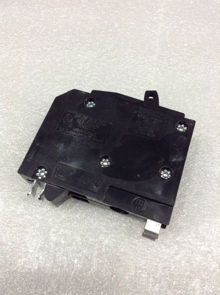 QO2020 Square D 2 X 1 Pole 20A 120VAC Circuit Breaker NEW