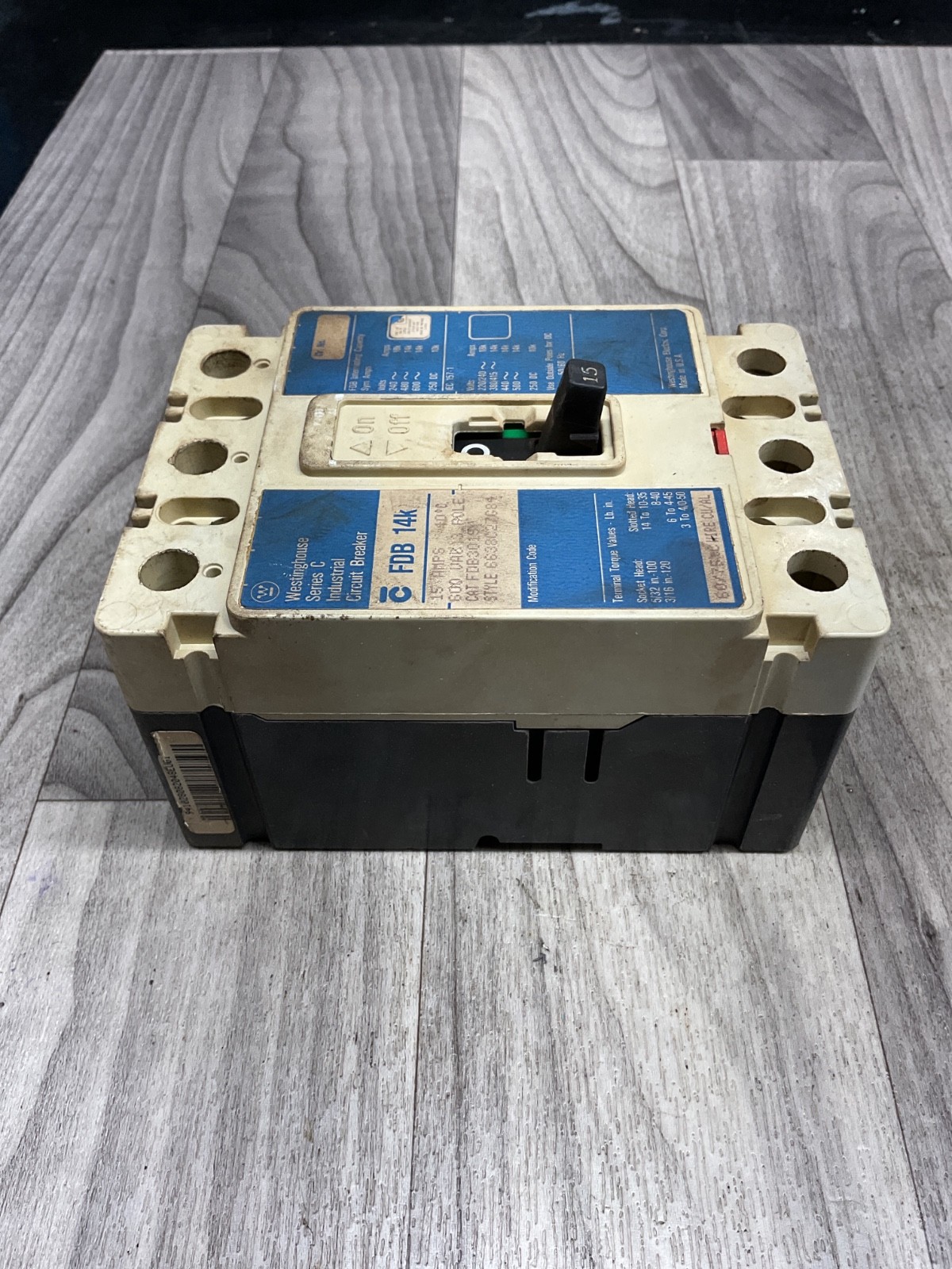 WESTINGHOUSE CAT NO. FDB3015 – 15 A, 600 V, 14k, 3 POLE, #4003C99PR4