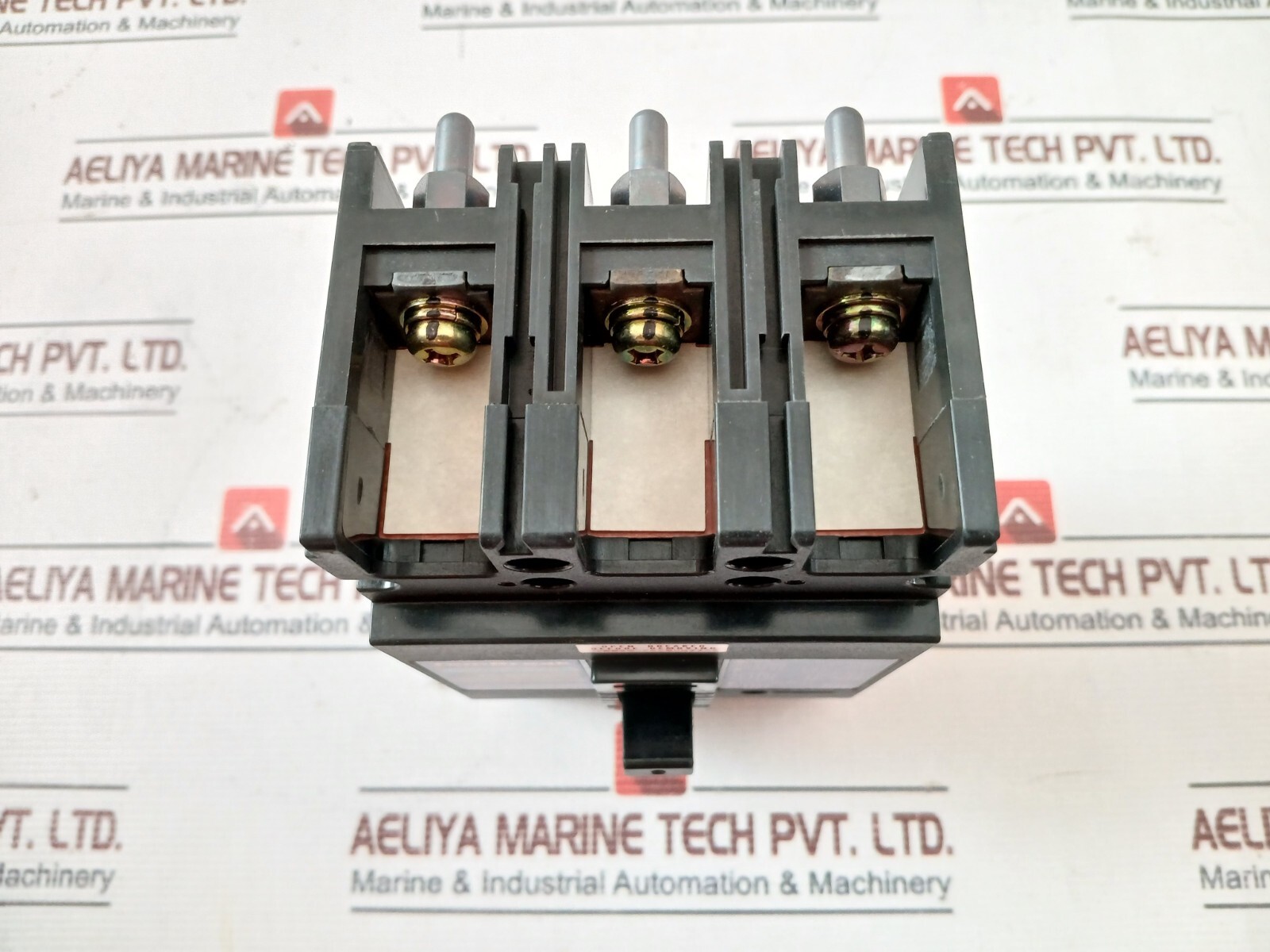 Terasaki XS100NB Tembreak Circuit Breaker 3 Pole AC690V 15A 50~60HZ 41-20960