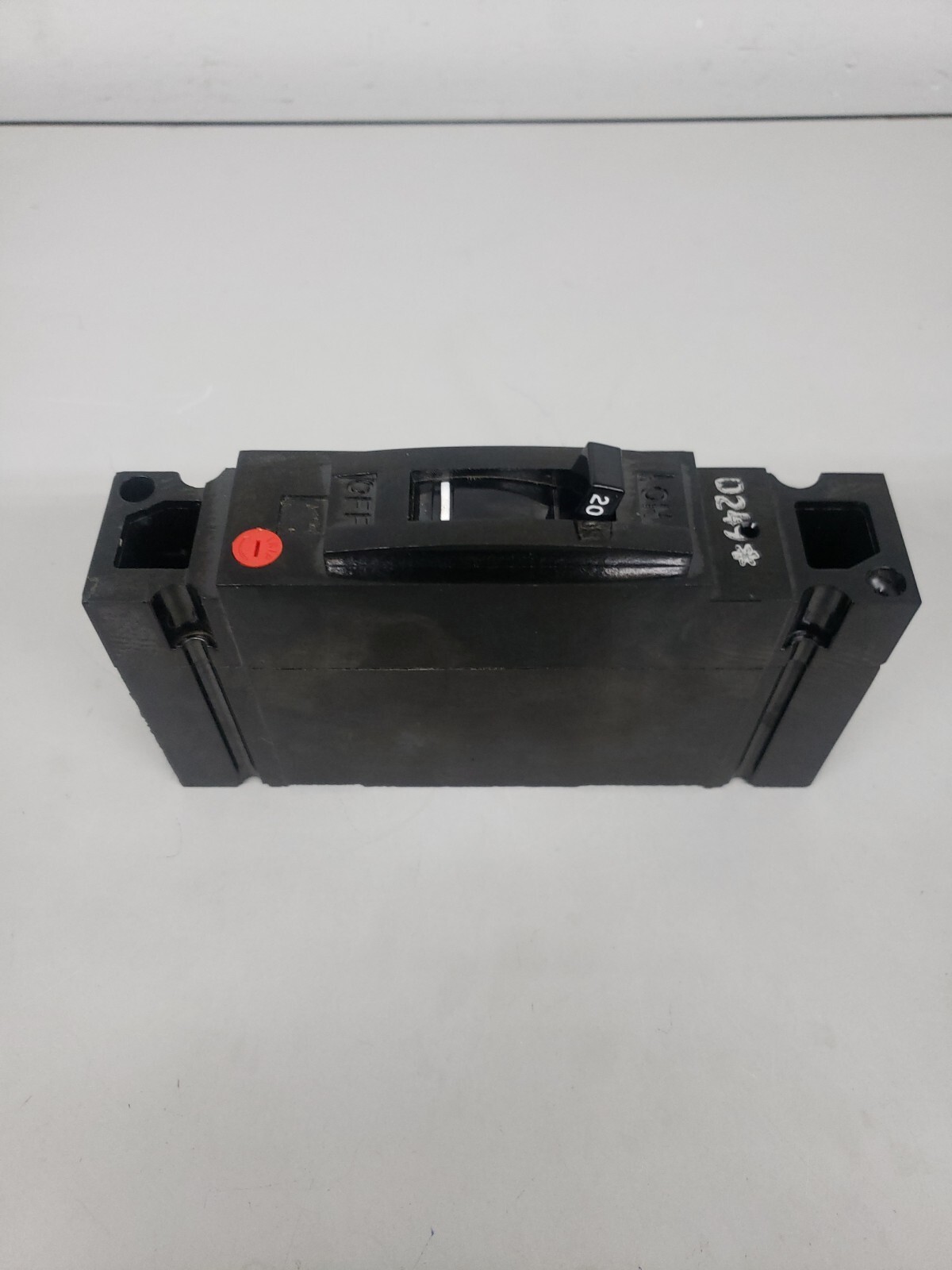 GE TED113020 Circuit Breaker, 1 Pole, 20 Amp *Black Face
