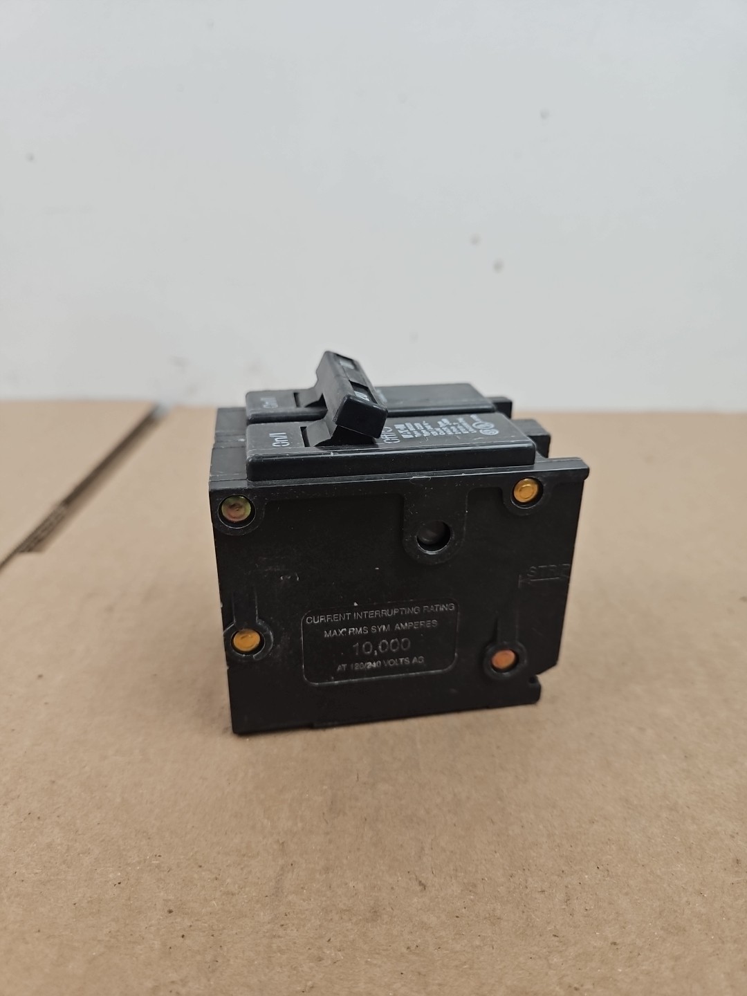 NEW EATON BR220 BR 20 Amp 120/240 Volts 2-Pole Circuit Breaker