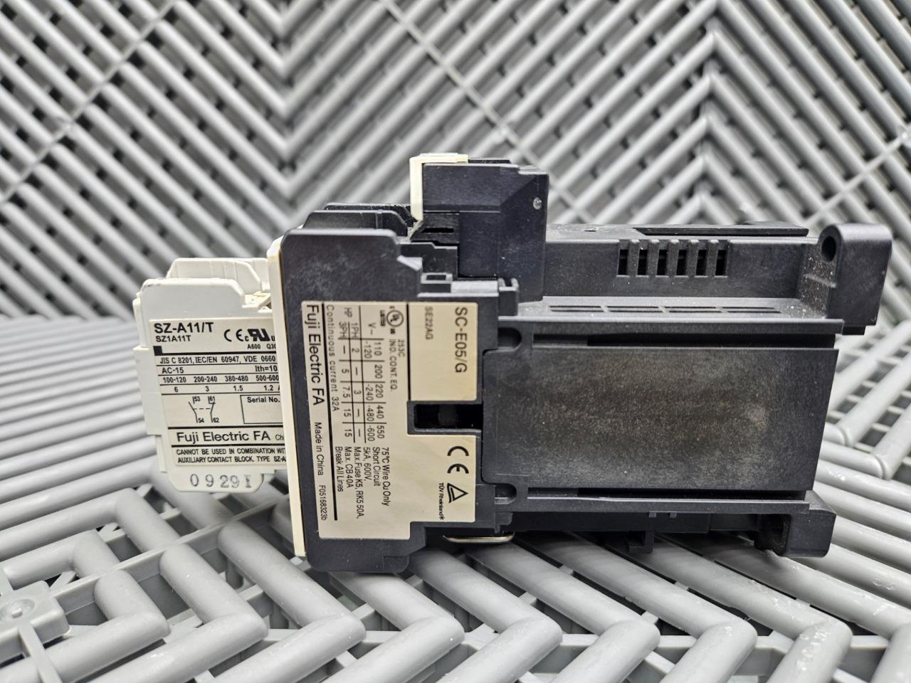 Fuji Electric SC-E05/G Electromechanical Relay Contactor 32A w/ SZ-A11/T Contact