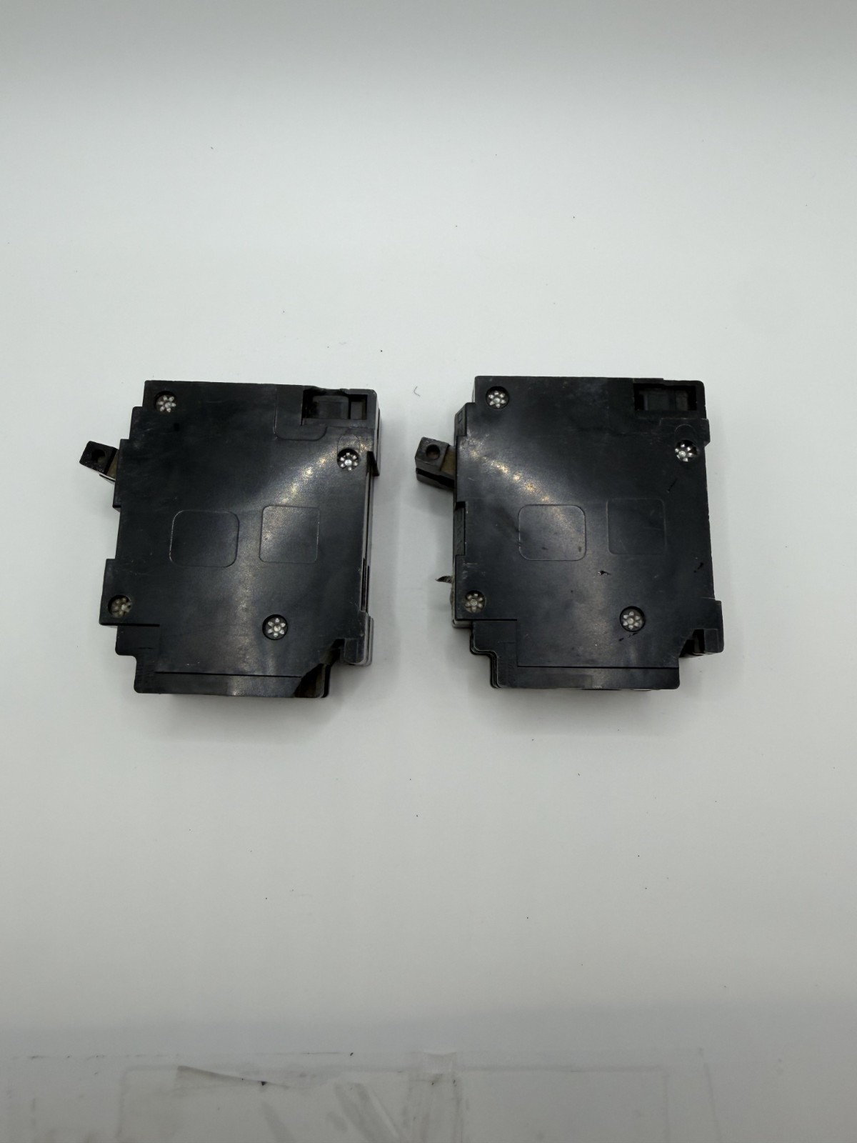 (Lot Of 2) ITE Q1515NC 15A 120V Plug-in Tandem Circuit Breaker – tested & wrnty
