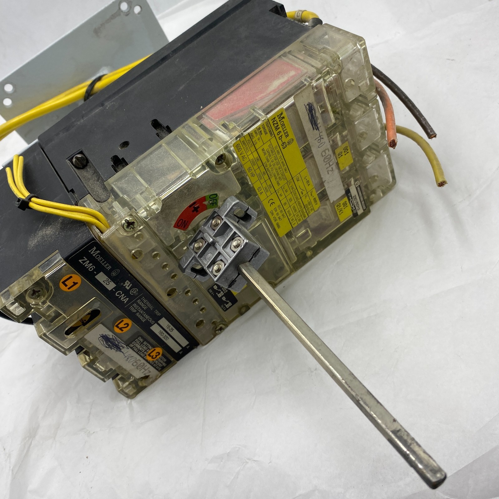 KLOCKNER MOELLER NZM 6 b-63 CIRCUIT BREAKER 3-POLE NZM6B-63 600VAC 60HP