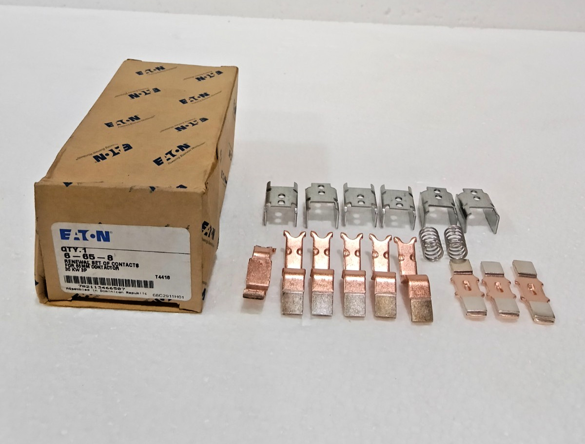 *NEW IN BOX* EATON CUTLER HAMMER 6-65-8 RENEWAL SET OF CONTACTS