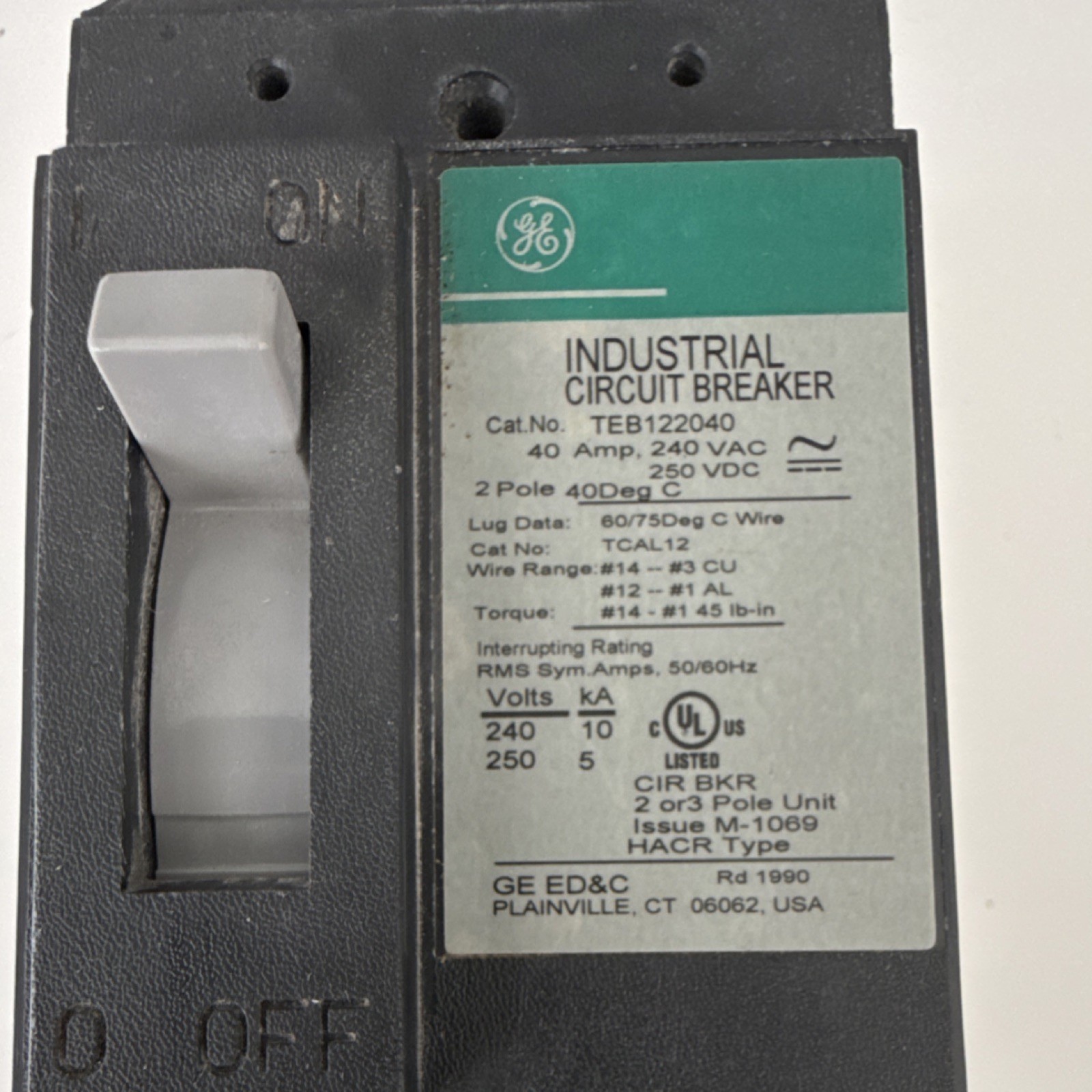 GE TEB122040 2-Pole 40A Circuit Breaker 240V Industrial Black Switch