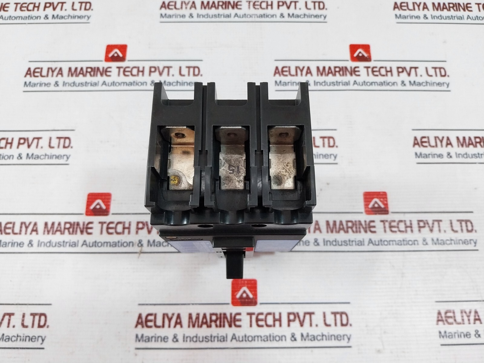 Terasaki XS50NS TemBreak 3 Pole Circuit Breaker 15A AC600V DC250V